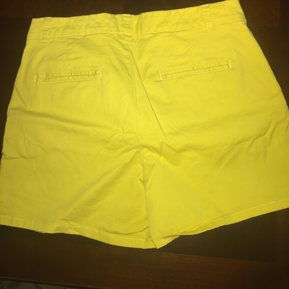 Shorts - Picture 3 of 3