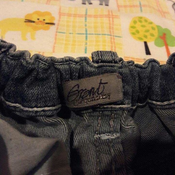 Bundle of three boys shorts - Picture 4 of 8