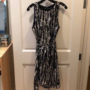 Black and white Ann Taylor dress
