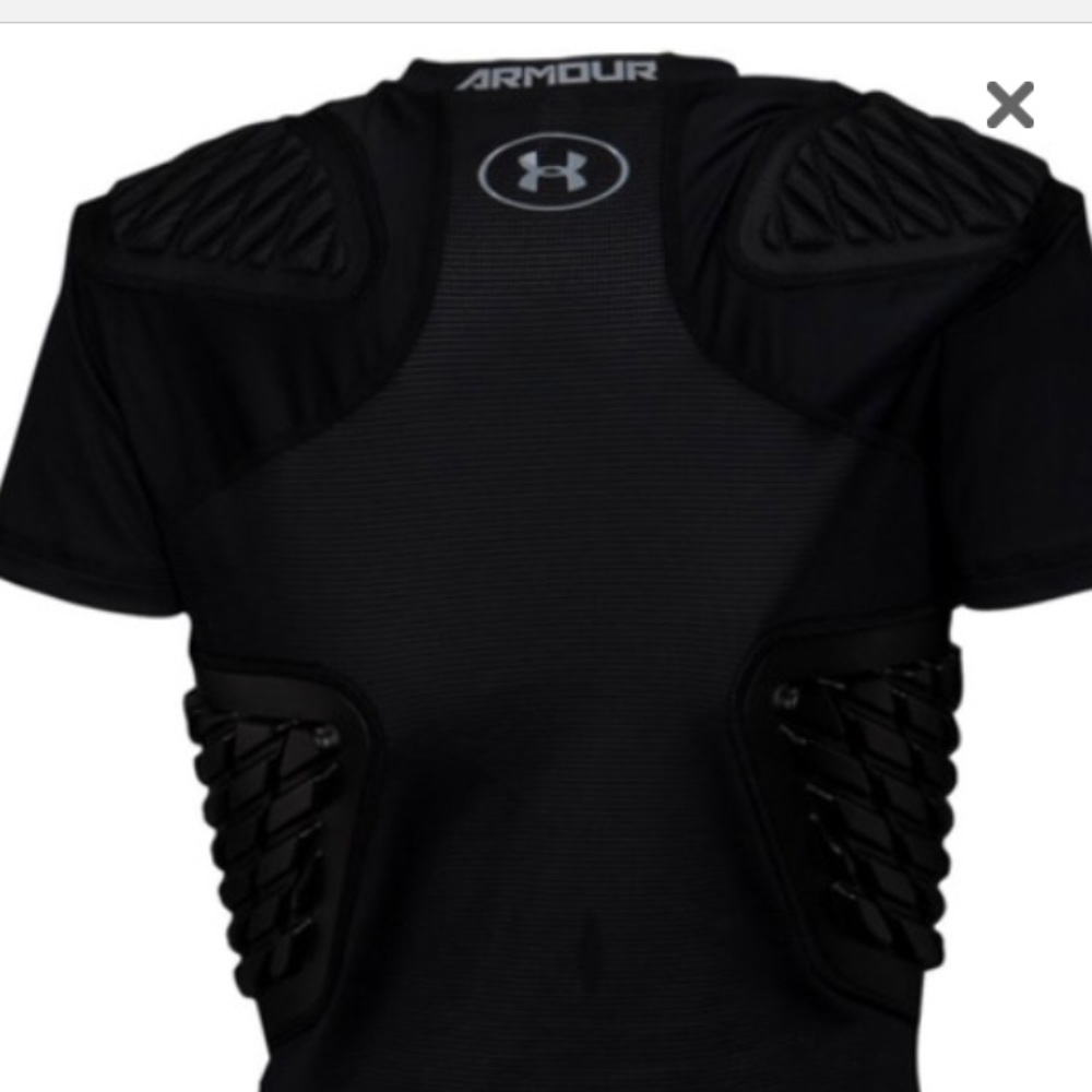 Under Armour football  🏈 medium