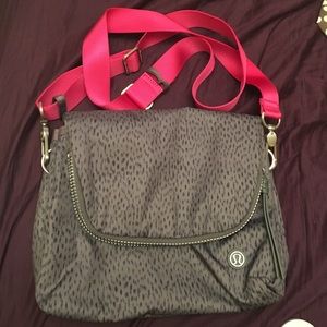 Lululemon Party Om bag