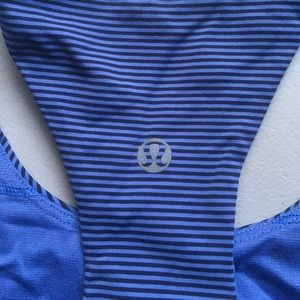 Lululemon sports bra