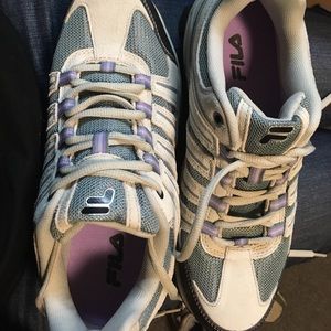 Women's Fila track shoes- NEVER USED