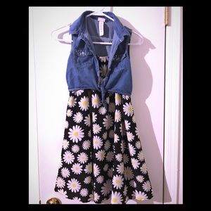 Justice girls dress denim / daisy print - Size 14