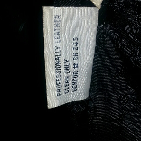 Black leather jacket - Picture 6 of 7