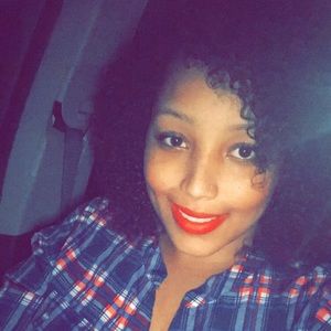 Meet your Posher, Jasmine