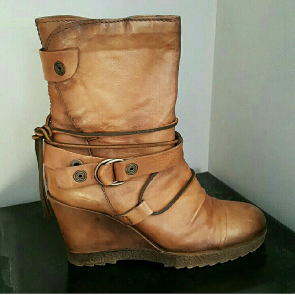 Mjus leather wedge booties