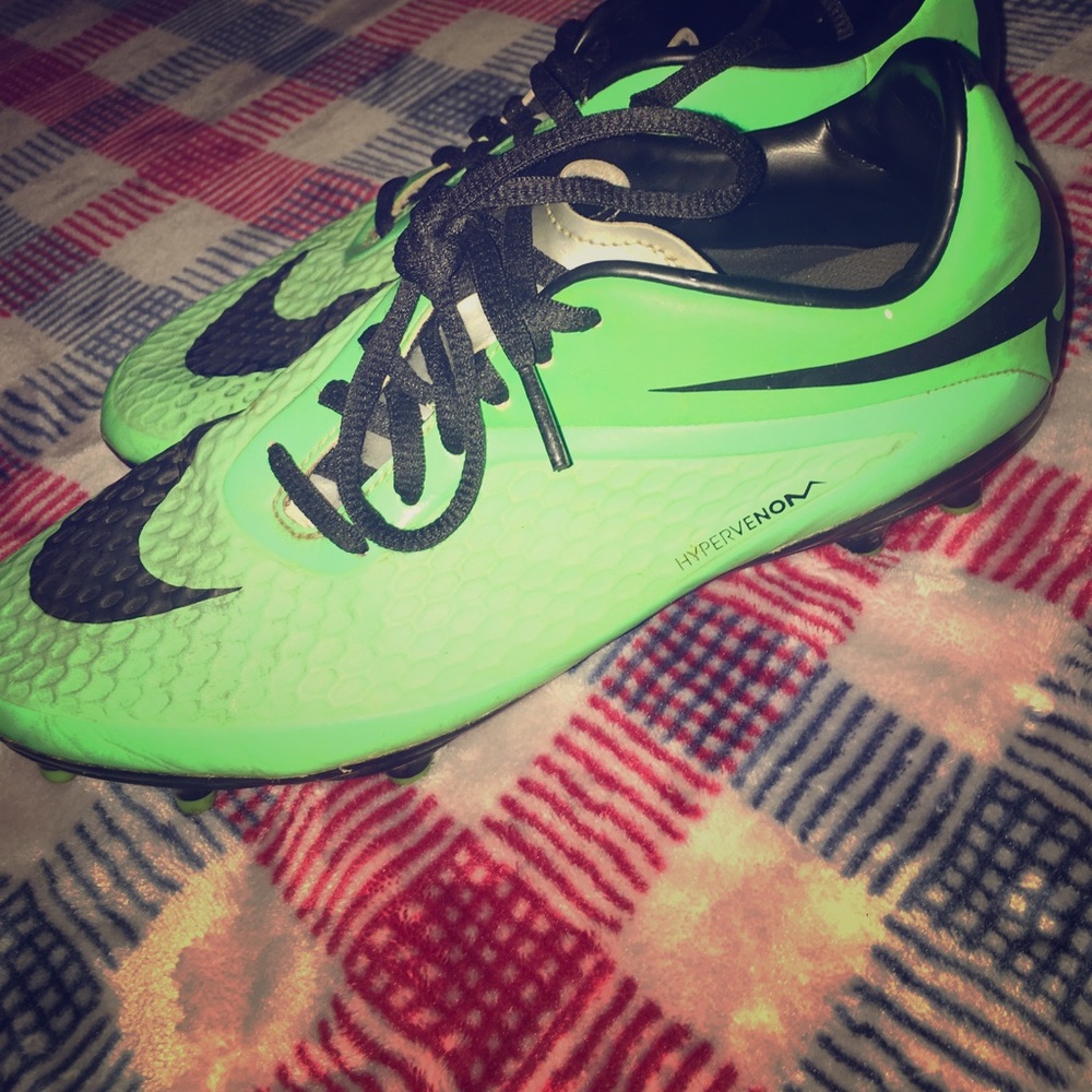 Nike cleats soccer