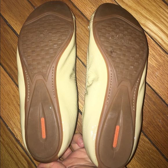 Cole Haan nude beige flats - Picture 4 of 5