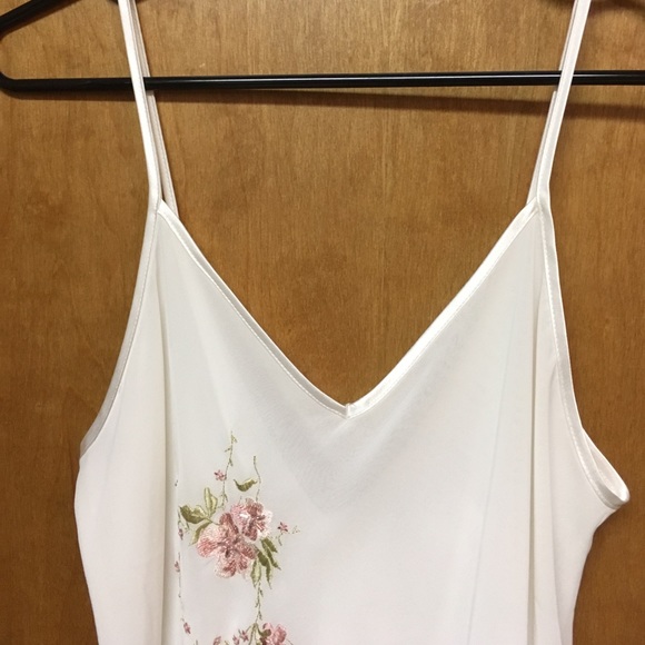 Lingerie with Robe. - Picture 4 of 6