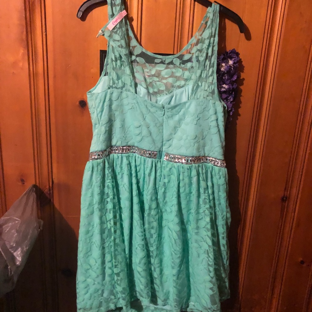 Never worn - Picture 3 of 4