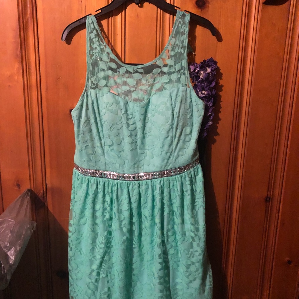 Never worn - Picture 4 of 4
