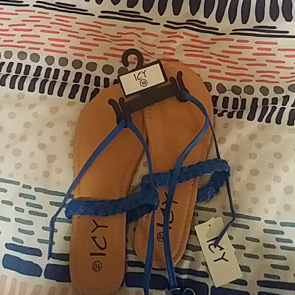 Sandals - Picture 2 of 2