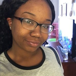 Meet your Posher, Jasmine