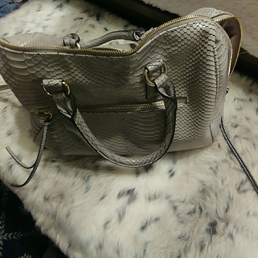 Dana Buchman Faux Snakeskin Purse liliac tint