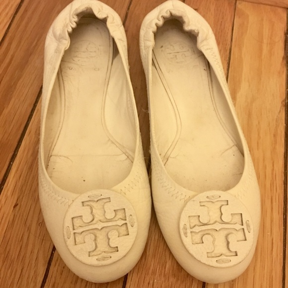Tory Burch white ballerina flats - Picture 3 of 6