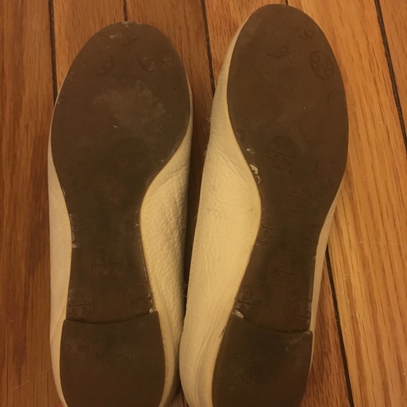 Tory Burch white ballerina flats - Picture 6 of 6
