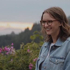 Meet your Posher, Alexandra