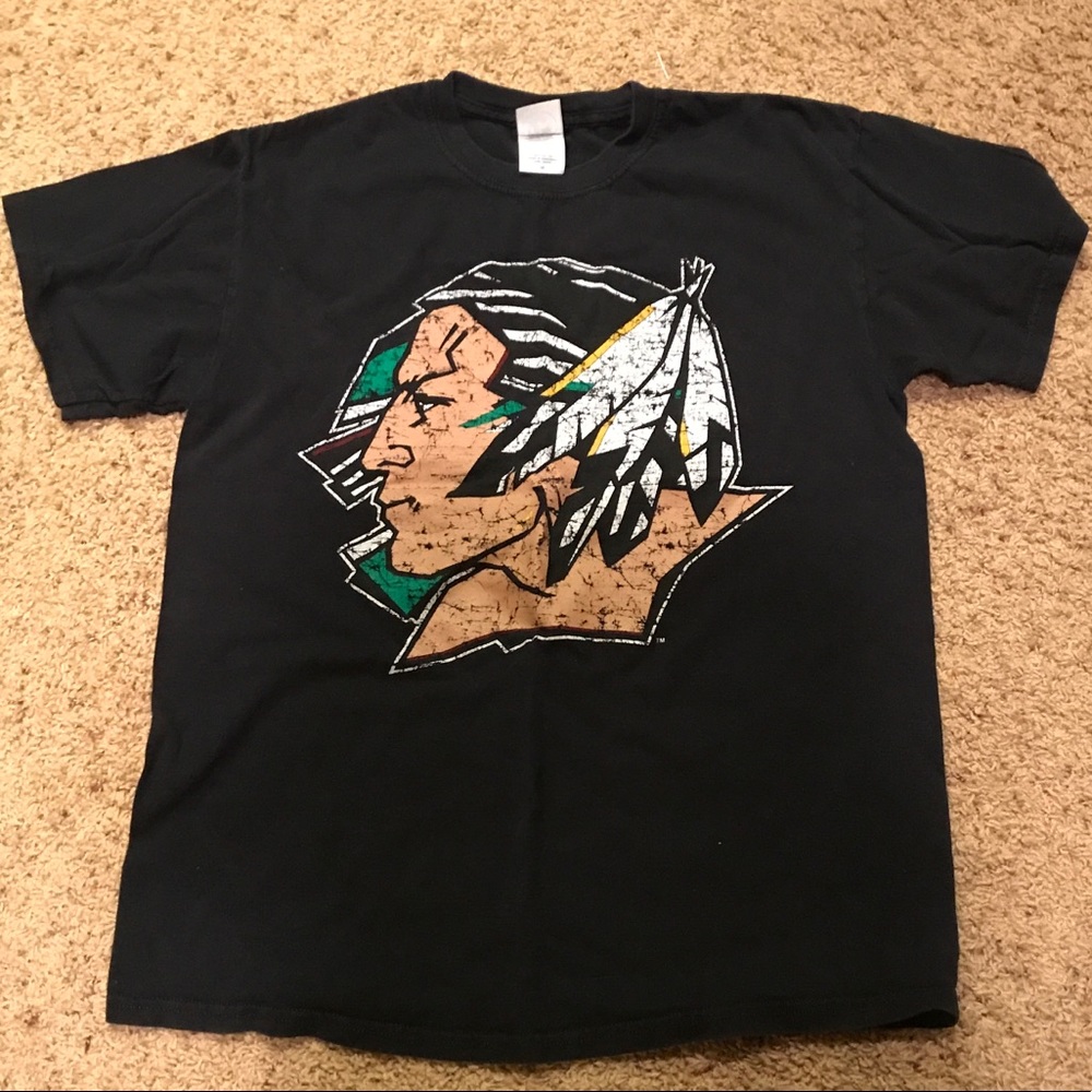 North Dakota Fighting Sioux T-Shirt