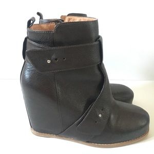 Matiko Booties. Size 8 1/2.