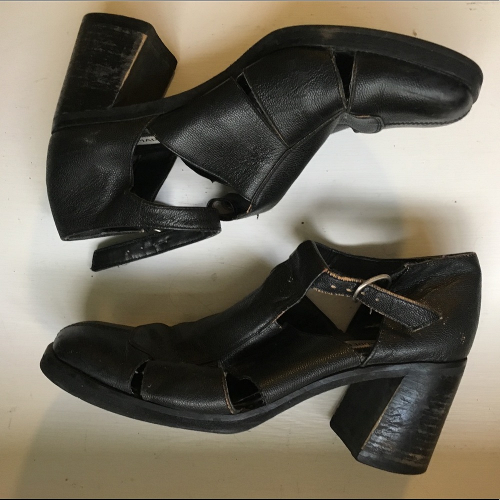 Steve Madden 90s heel