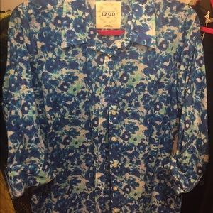 Izod button up blouse. Size Large. NWT.