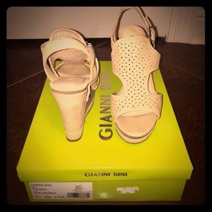Gianni Bini “Tulsah” Wedges