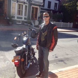 Meet your Posher, Travis