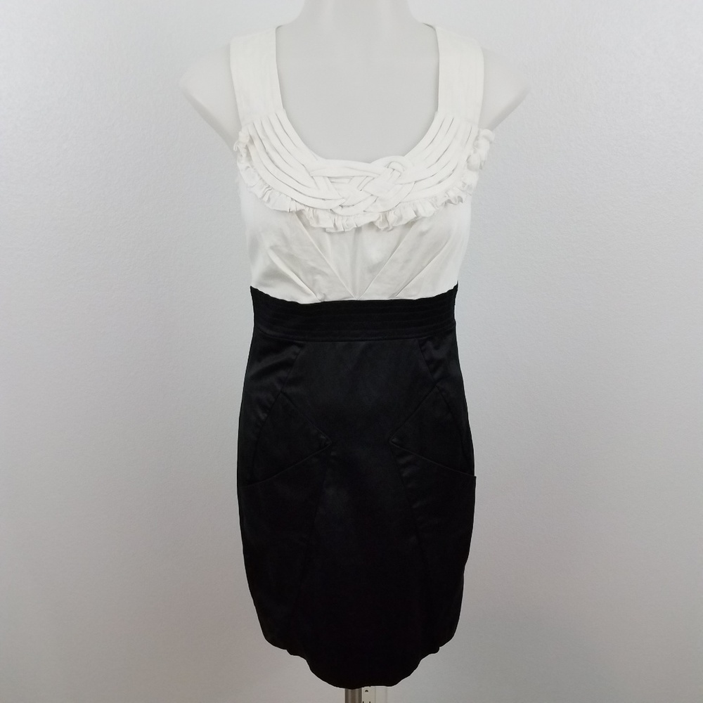 XOXO Cocktail Sleeveless Cocktail Dress
