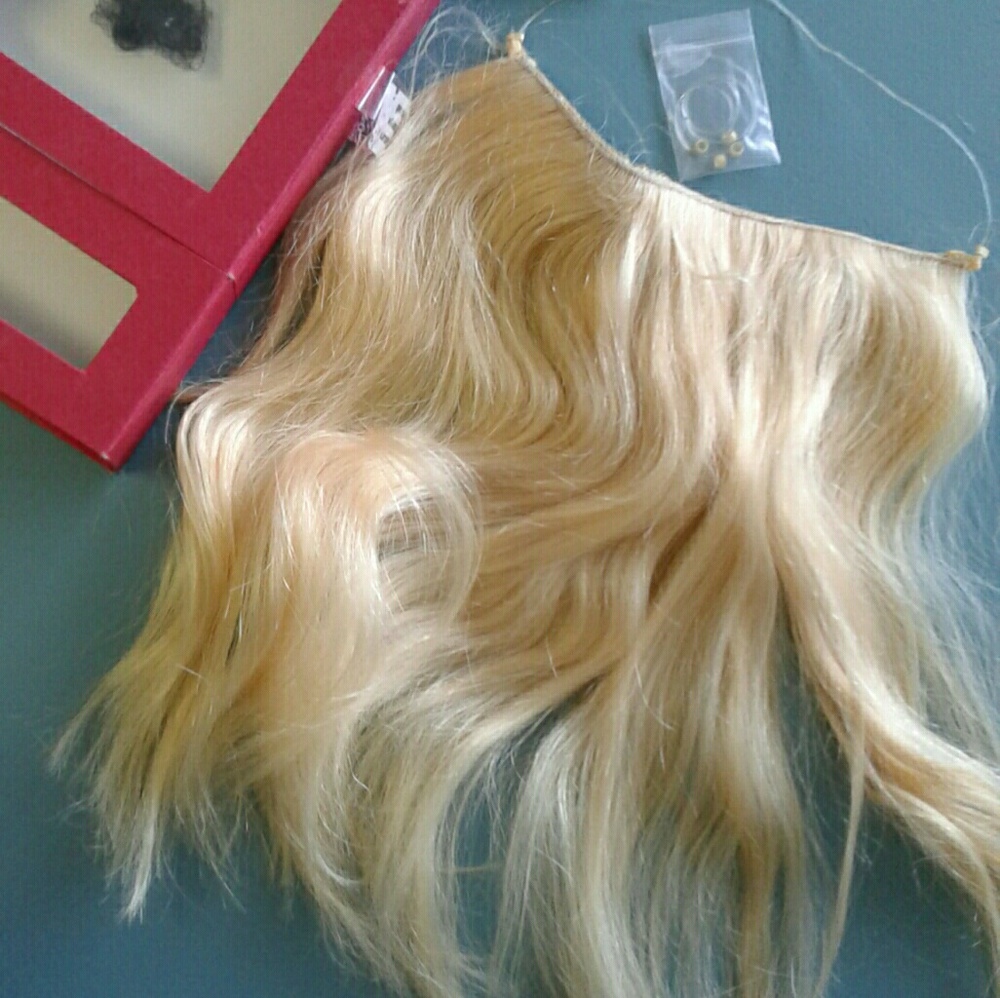 Blond easy hair extensions