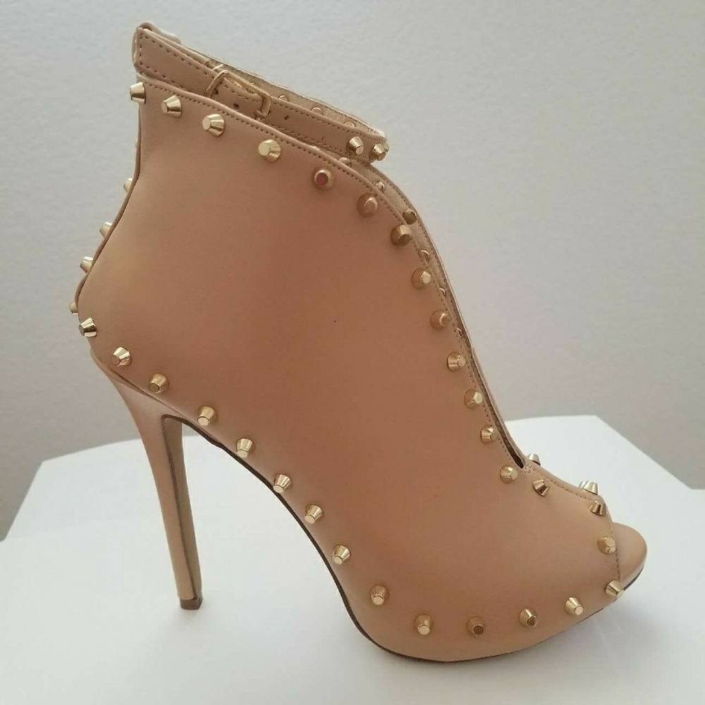TAVI booties
