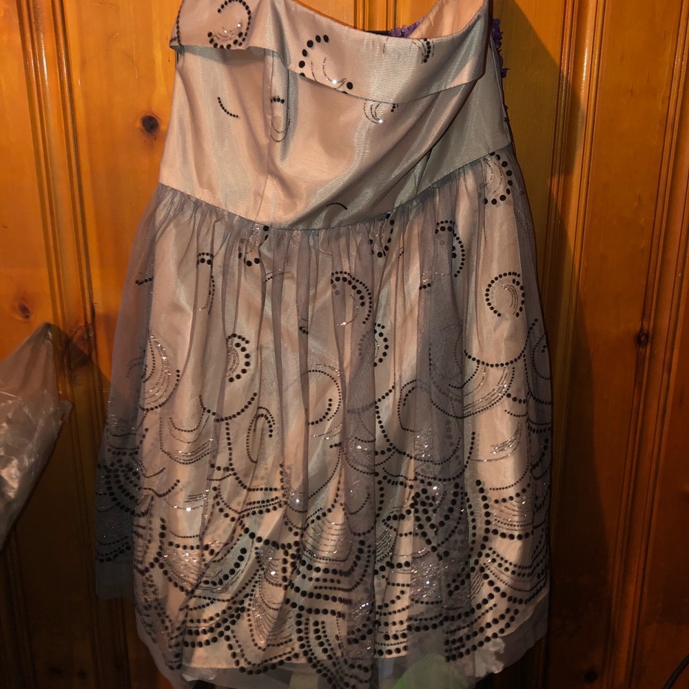 Women’s dress size 15/16