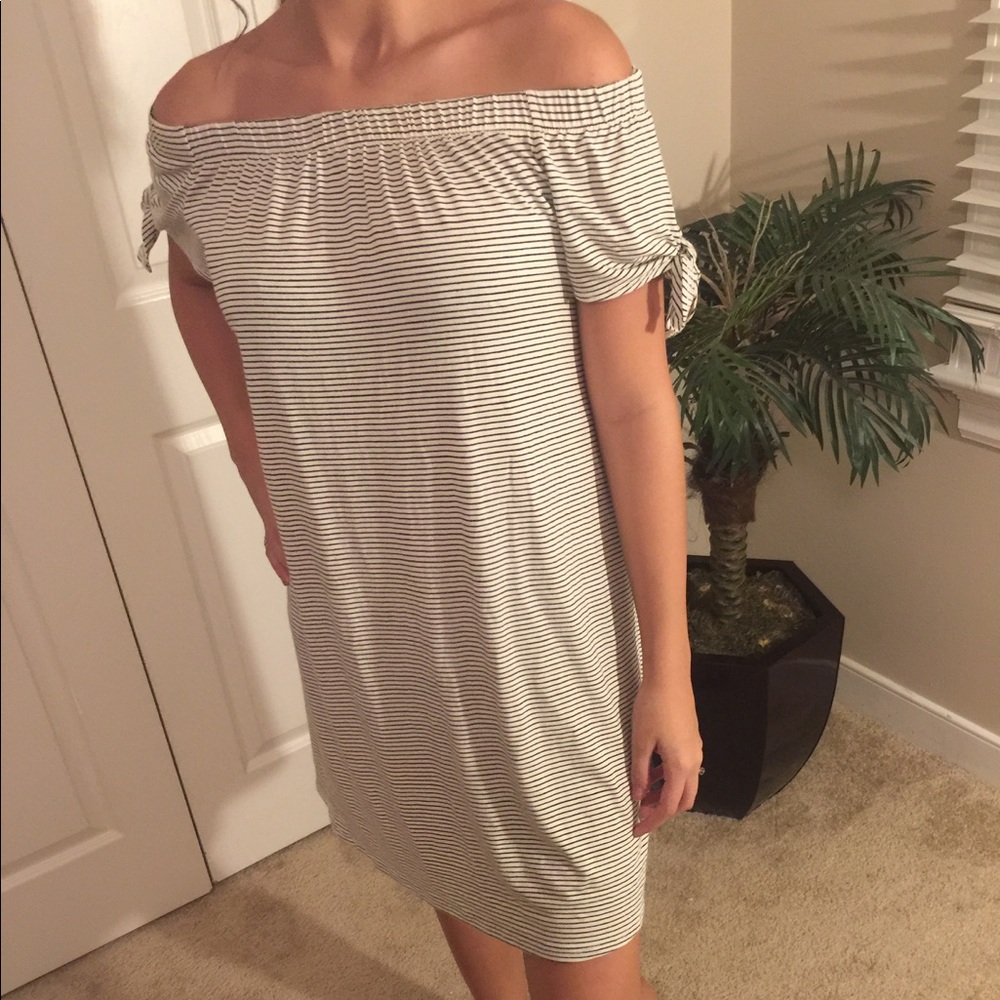 Off shoulder dress