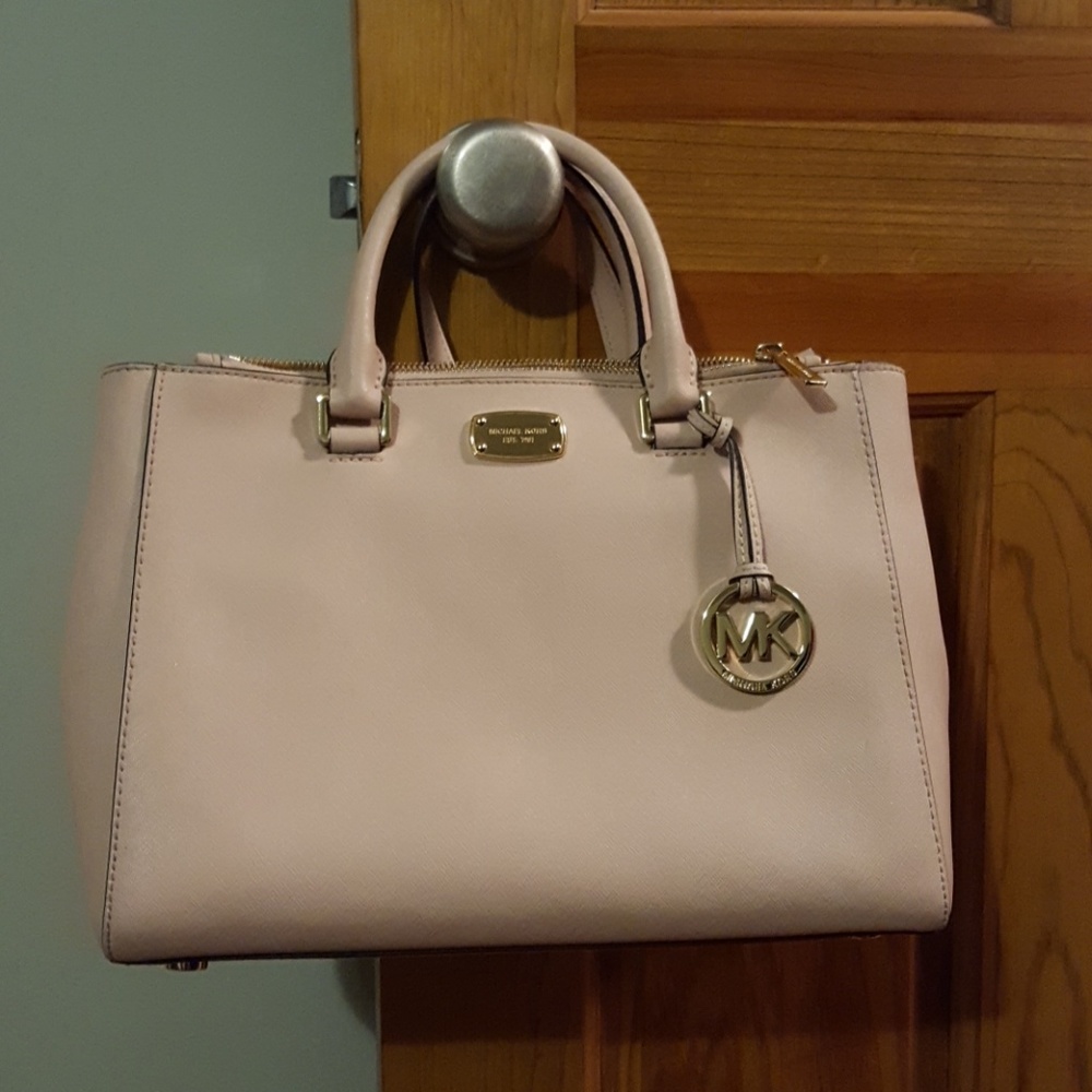 Michael Kors Ballet Pink handbag