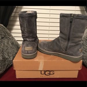 UGG W Roslynn Grey Sherling Boots