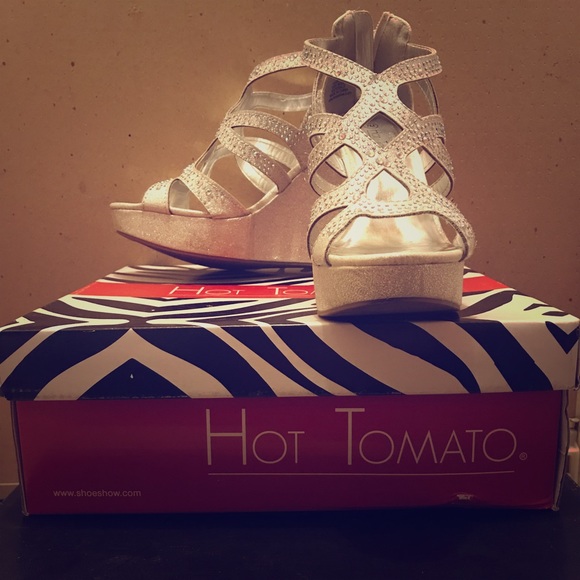 Hot Tomato Hot shoes - Picture 1 of 2