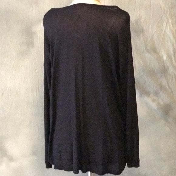 Navy Blue, long sleeve, fine knit, light sweater. - Picture 2 of 2