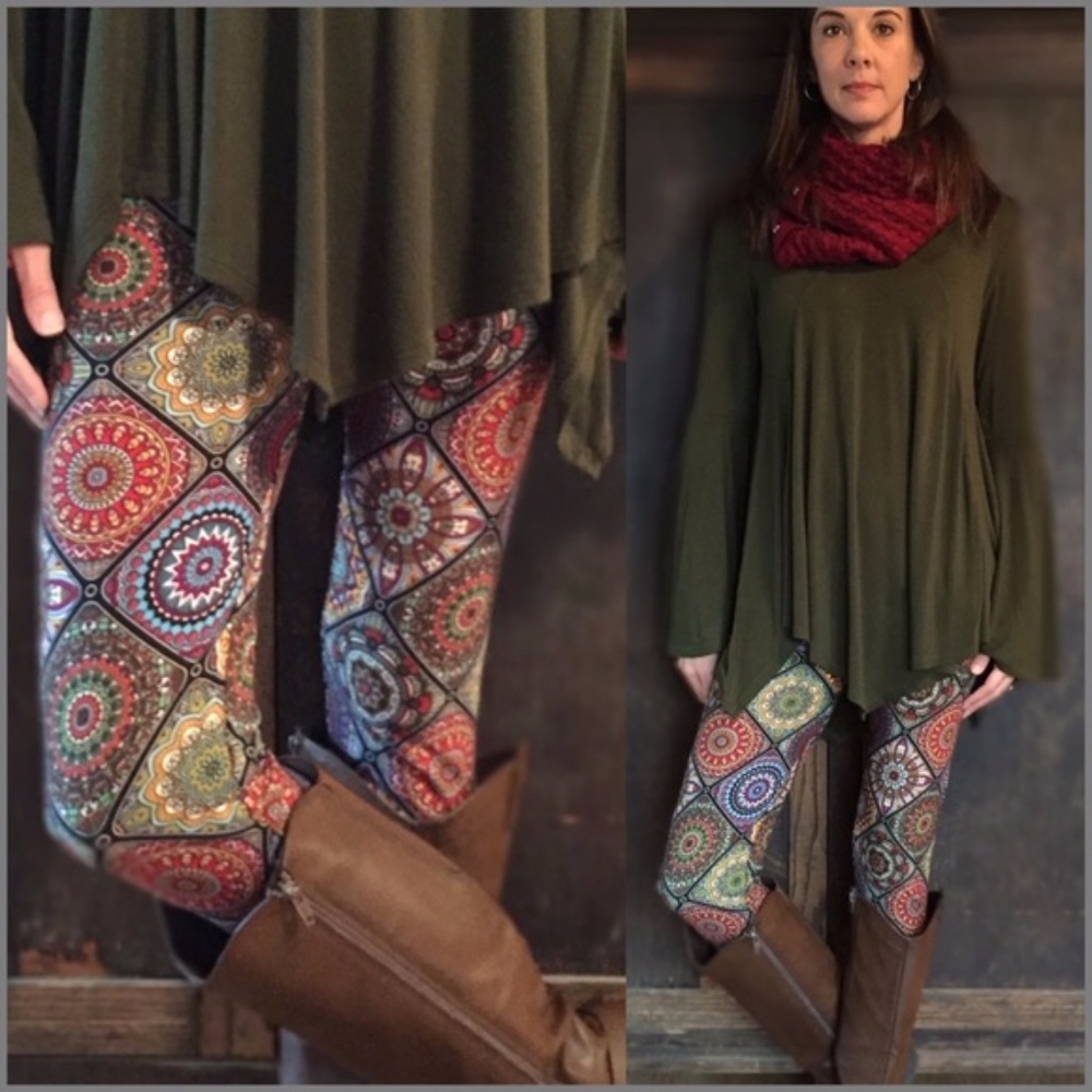 Spectrum Print Multi-Colored Leggings - Picture 2 of 4