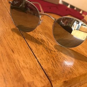 Ray Ban Round Metal Sunglasses!!