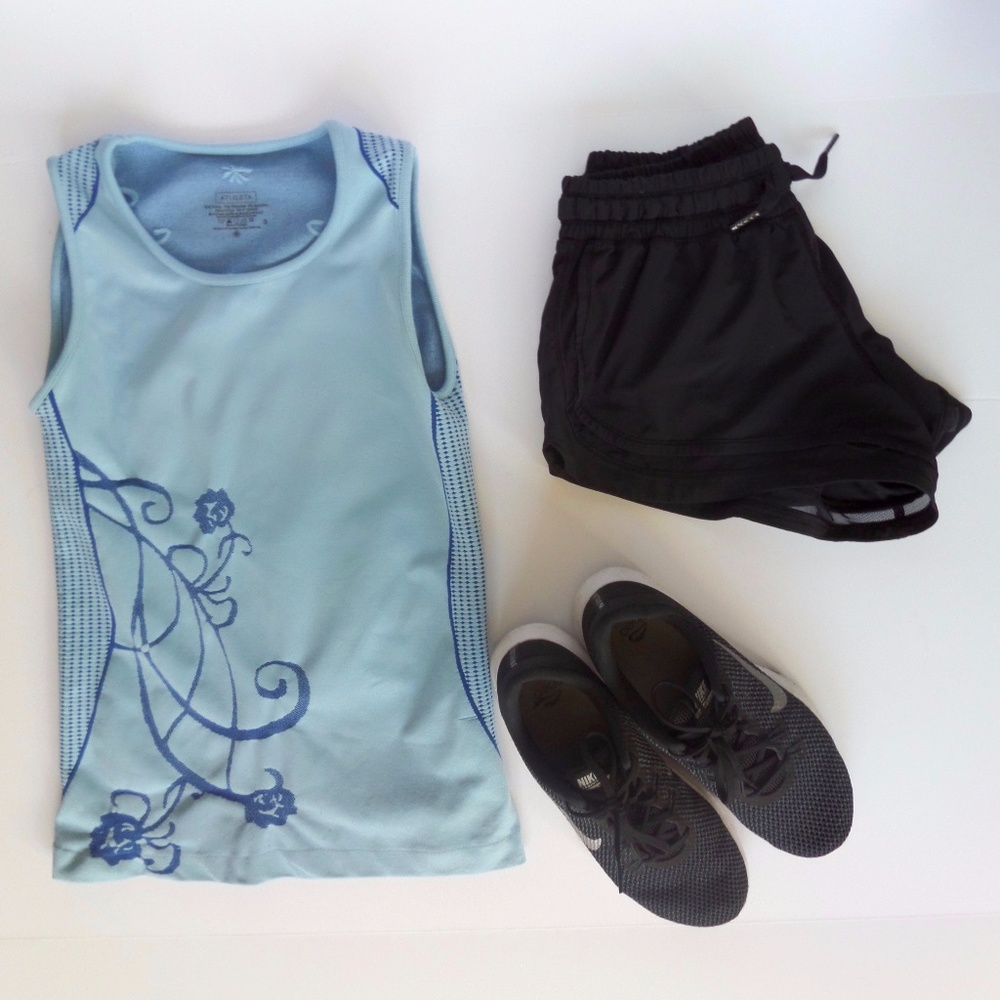 Floral Design Athleta Work Out Top Athleta