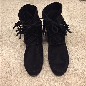 Forever 21 black moccasins