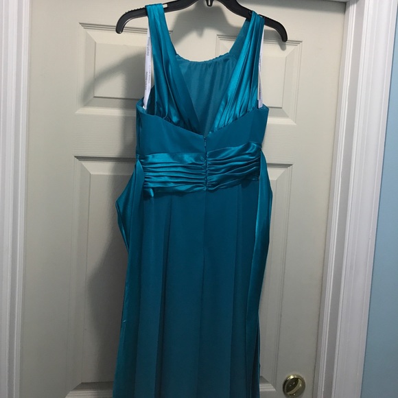 Blue Gown with Ribbon Tie Waist - Picture 3 of 6