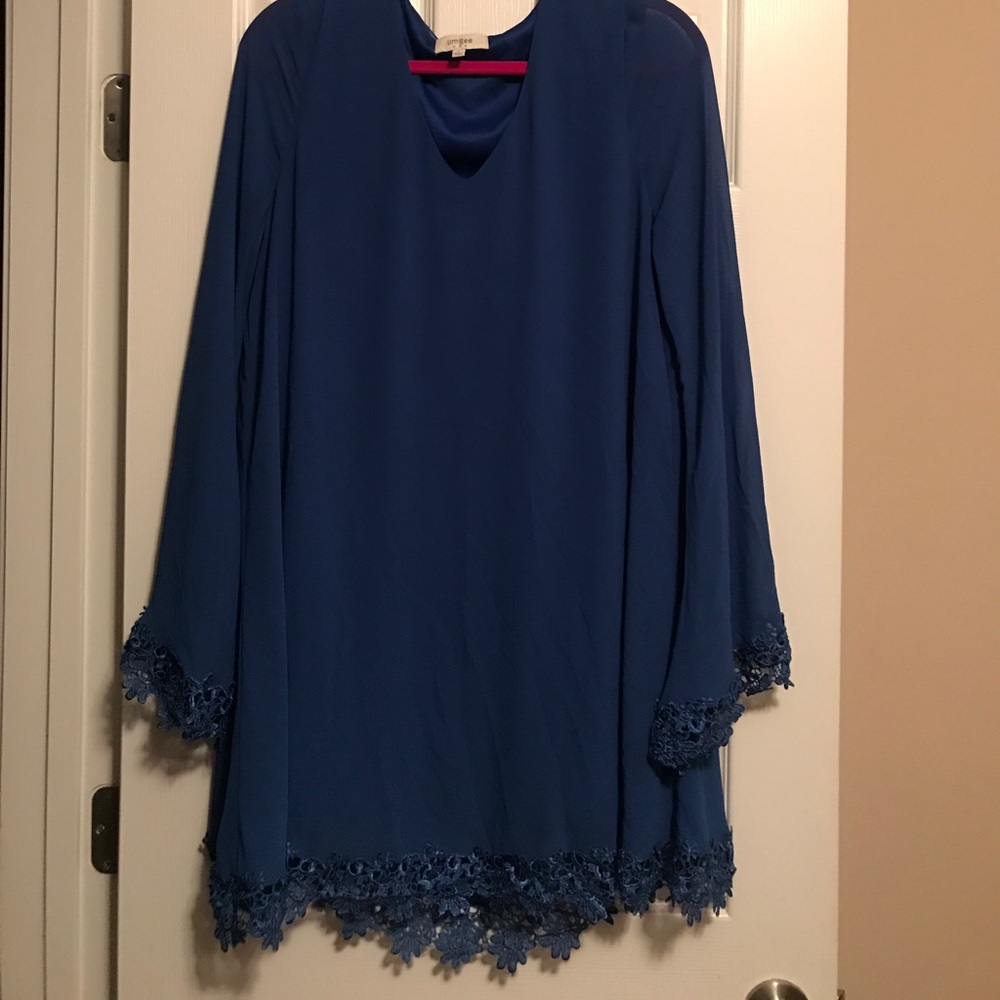 Umgee bell sleeve dress