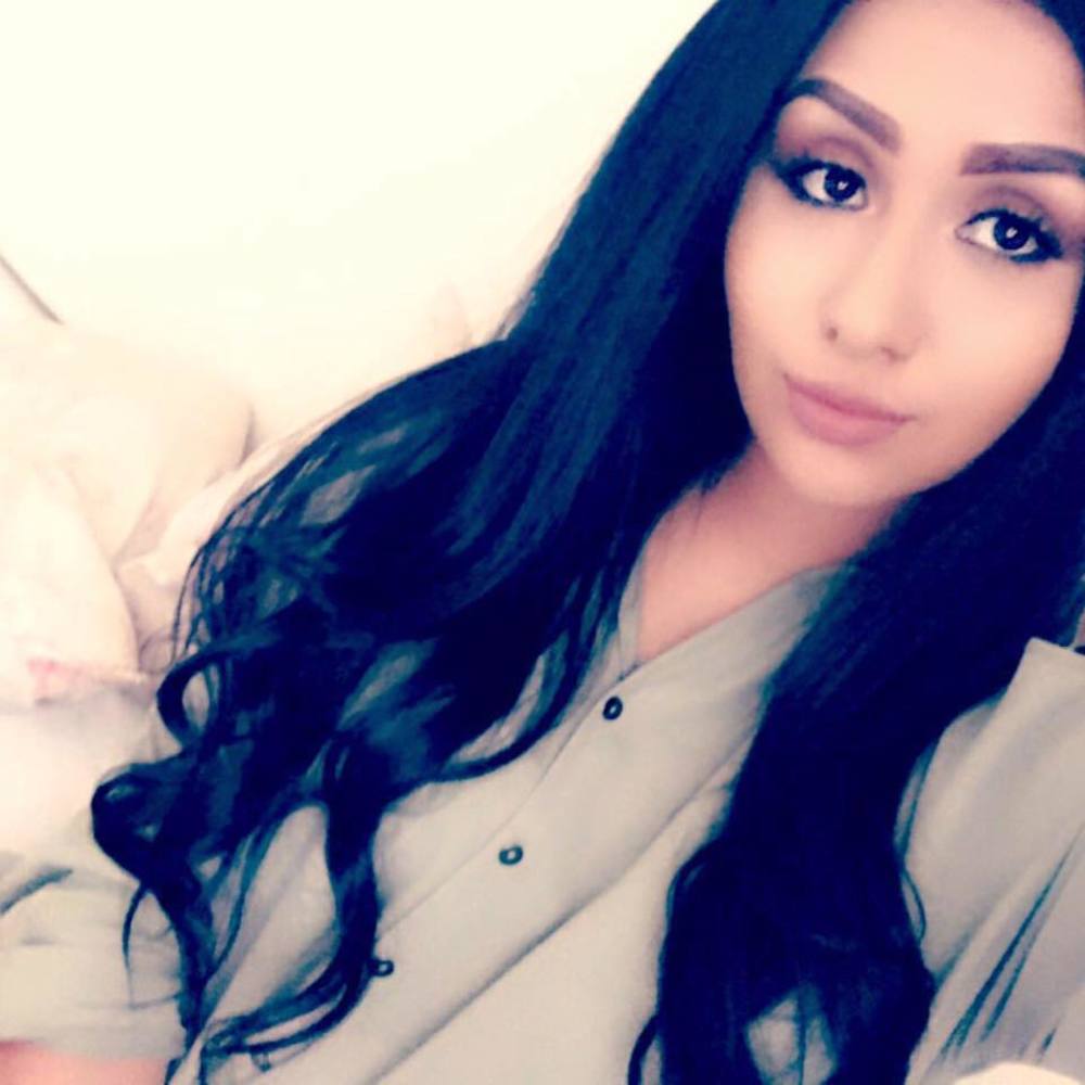 Meet your Posher, Cristina