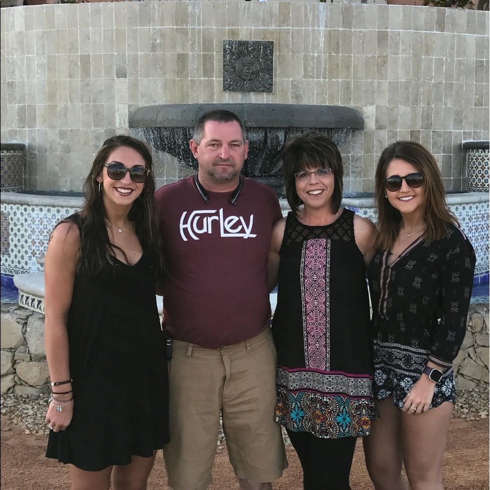 Meet your Posher, Cindy