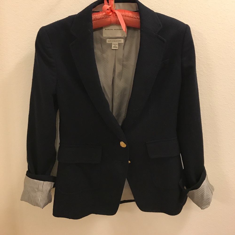 Navy size 0 wool blazer NEW