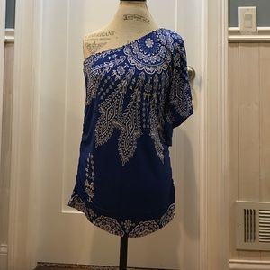 Studio Y brand. Royal blue one shoulder shirt