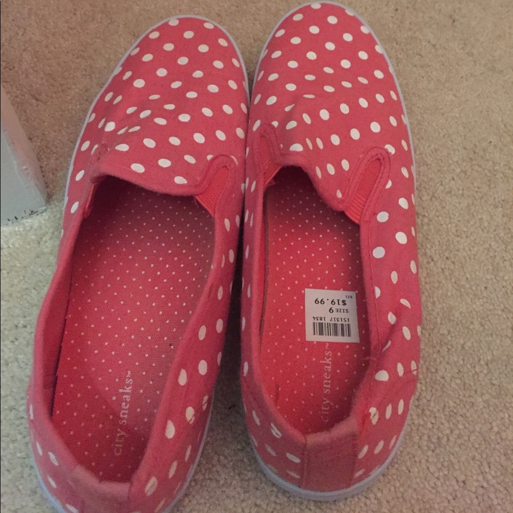 Polka dot sneakers
