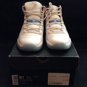 Jordan retro 11 Legend Columbia Blue