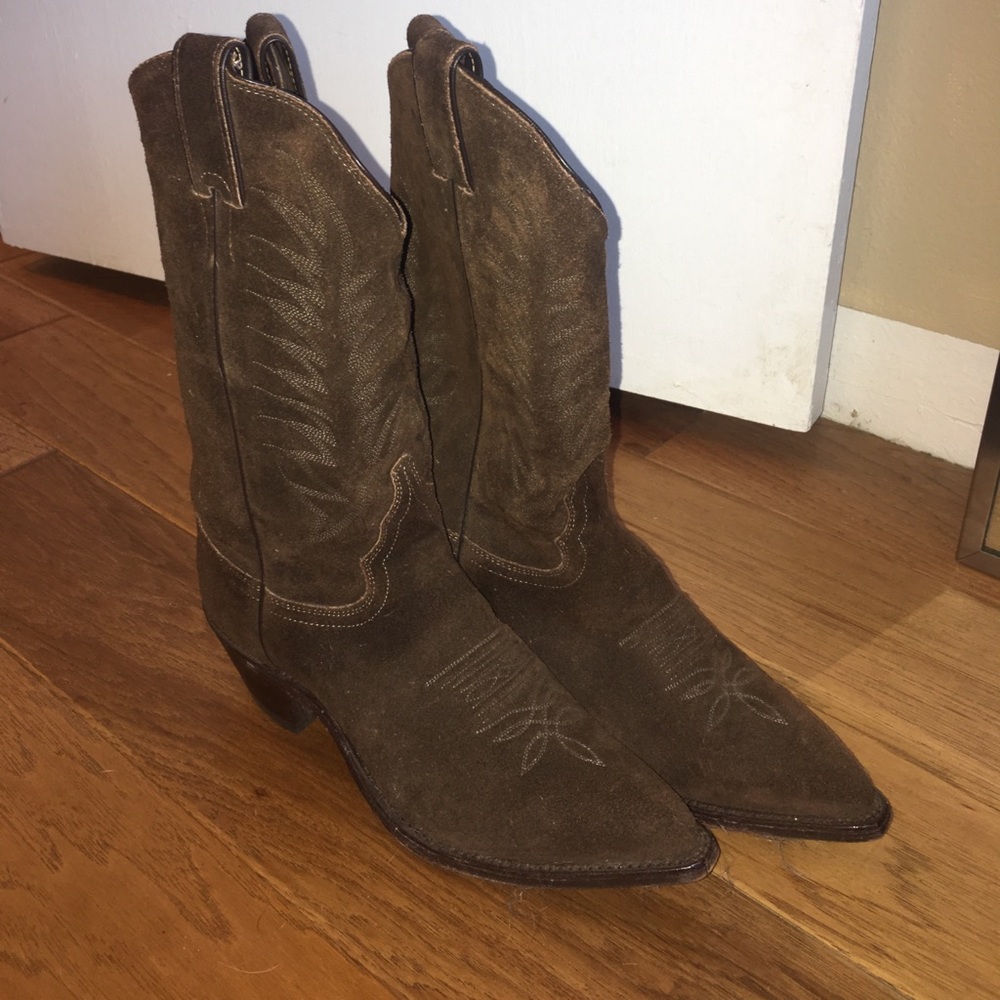 Suede Justin boots